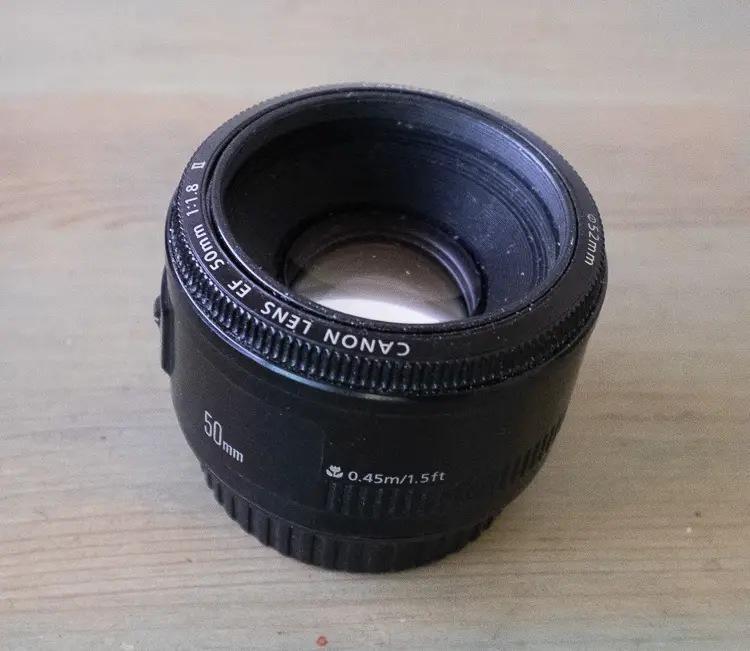 canon 50mm 1.8 lens