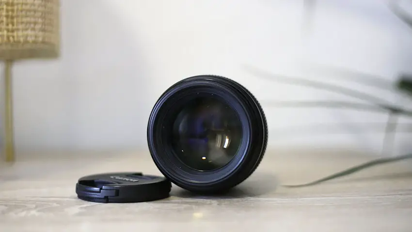 85mm canon lens f1.8