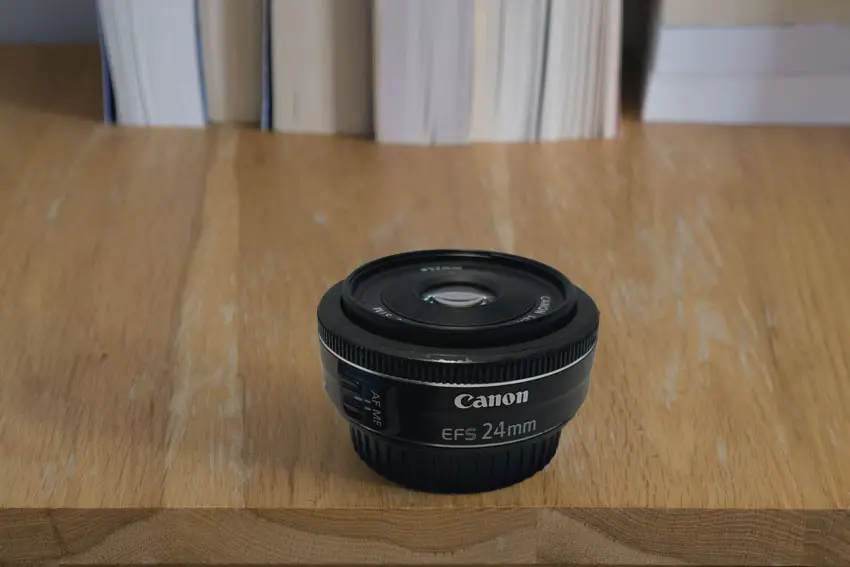 Canon EF-S 24mm f2.8 STM lens